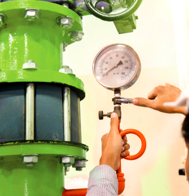 Adjustable water pressure regulator